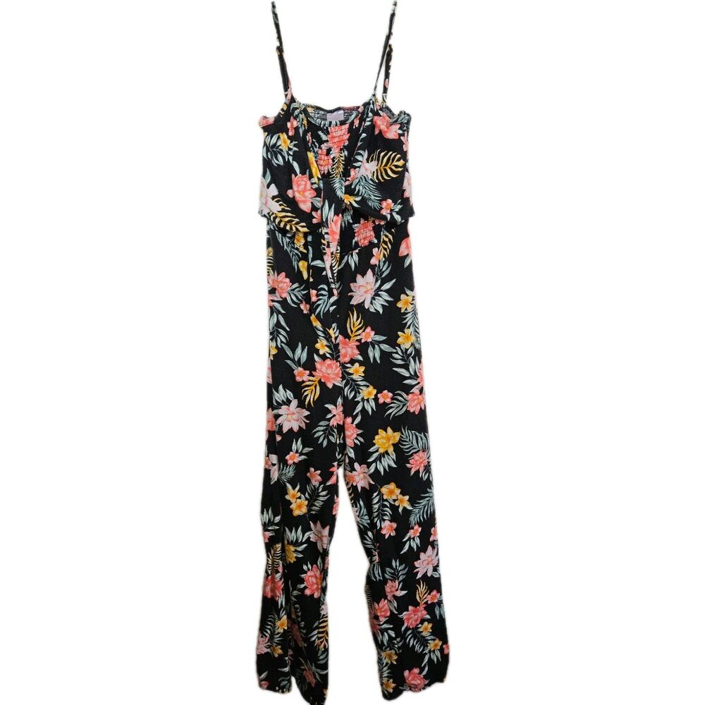 No Boundaries Spaghetti Strap Tie Front Floral Jumpsuit W/cutout back.  Sz L
